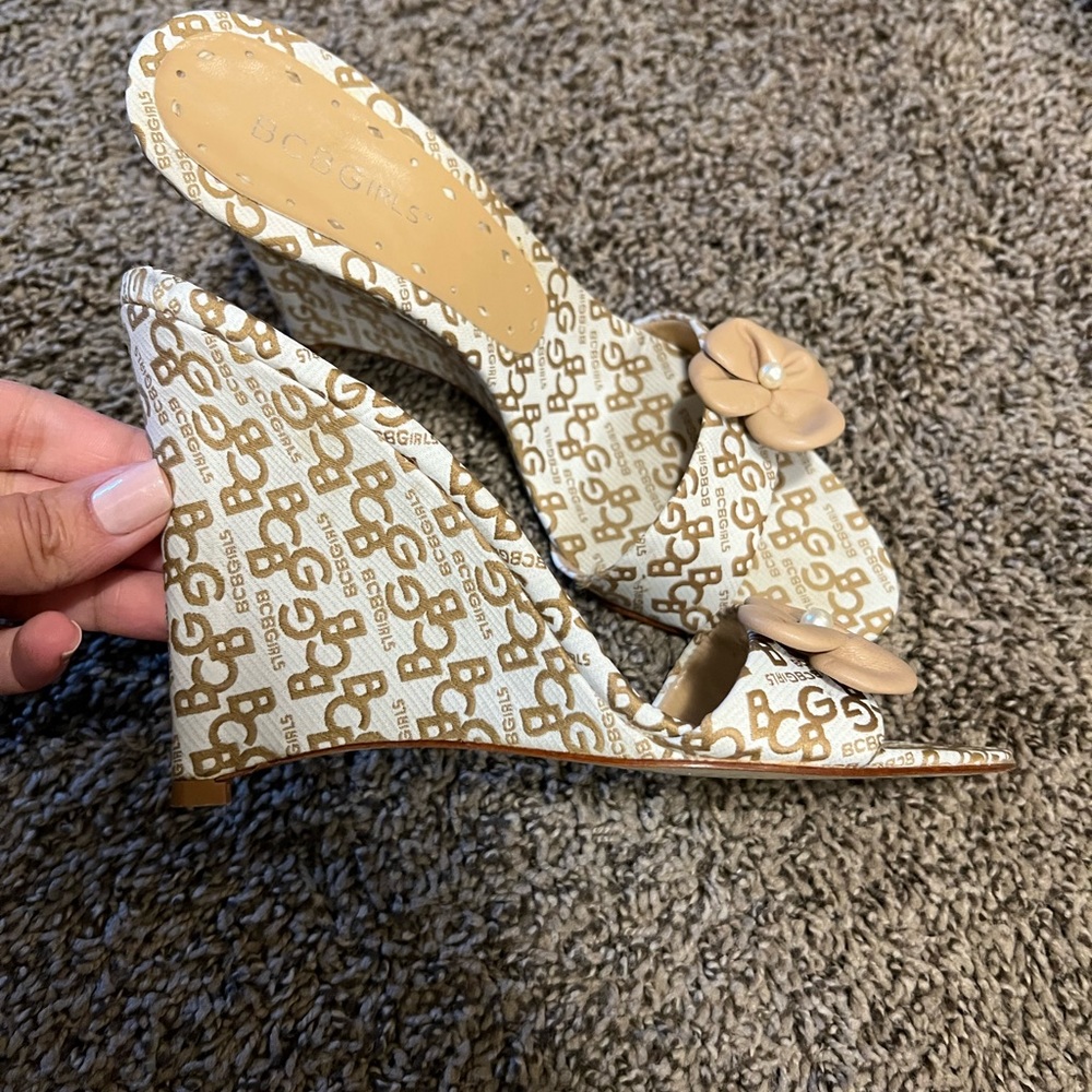 Bcbg heels